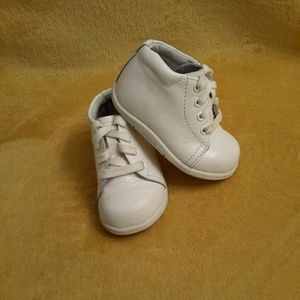 stride rite white high top shoes